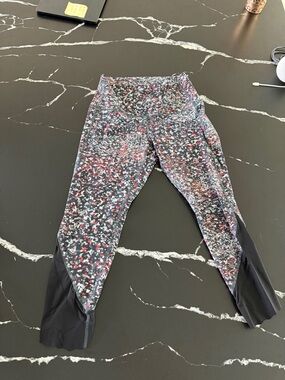 lululemon athletica Black Multi-Flower Print Align Pant